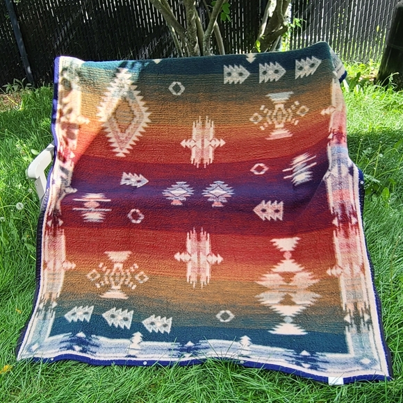 Biederlack Cuddle blanket/throw - Picture 1 of 9